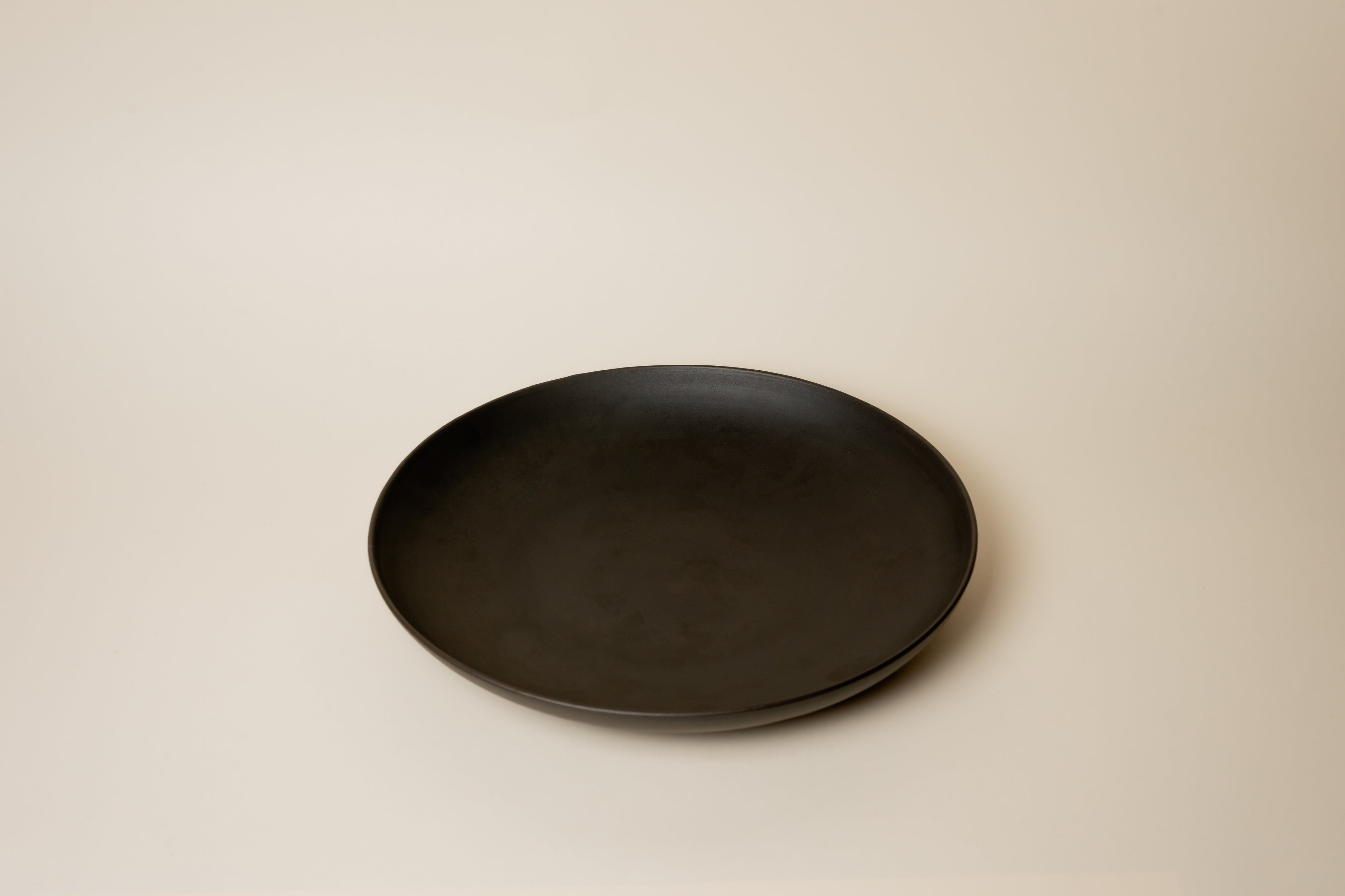 Takahisa Hisada 25cm — Black plate