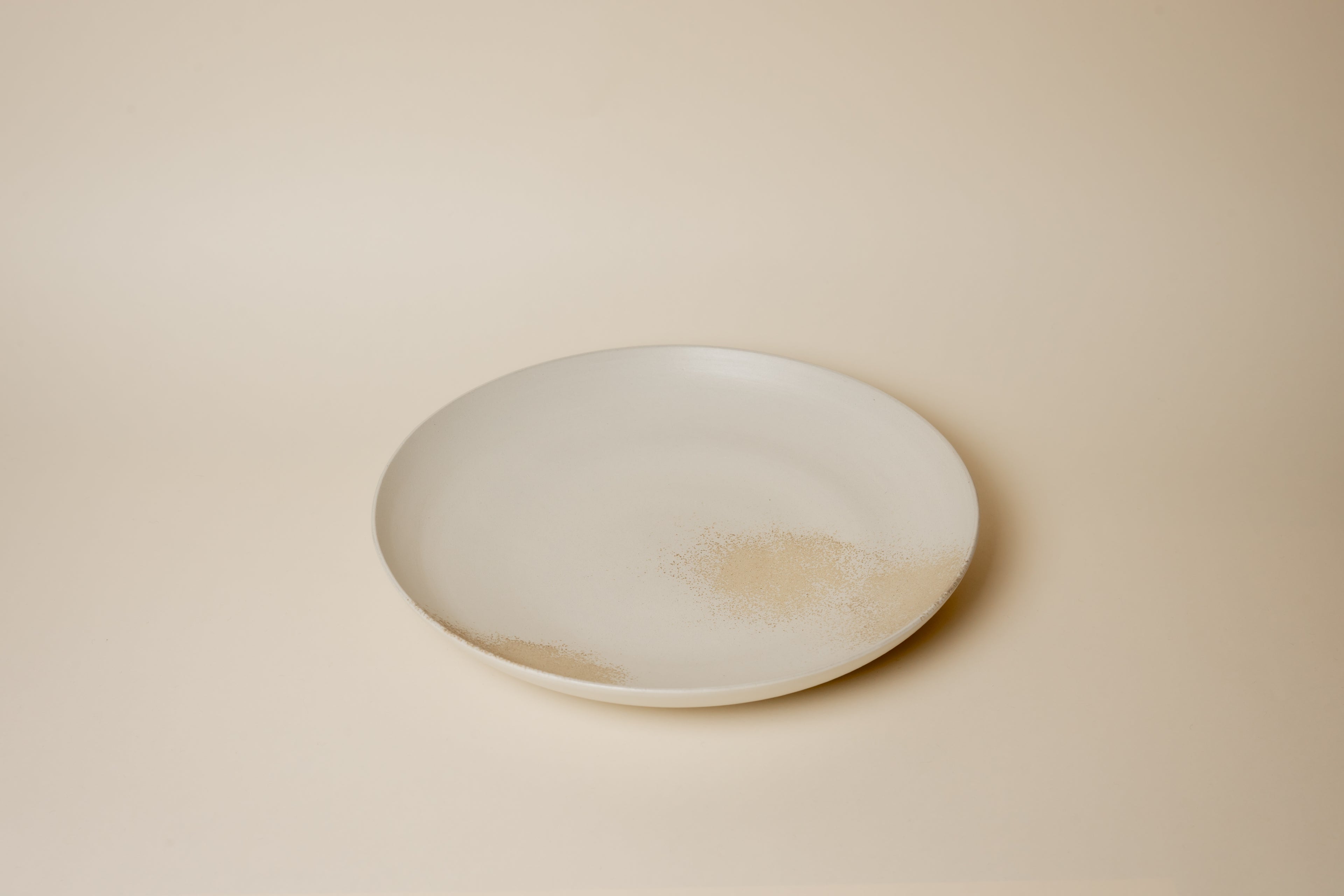 Takahisa Hisada 25 cm — White Shell Plate