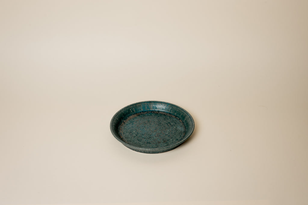 Kanae Fumiyama 15 cm — Rusted Green Plate