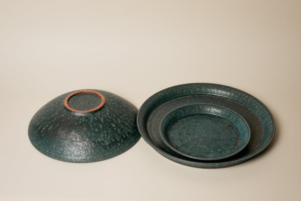 Kanae Fumiyama 21 cm — Rusted Green Shallow Bowl