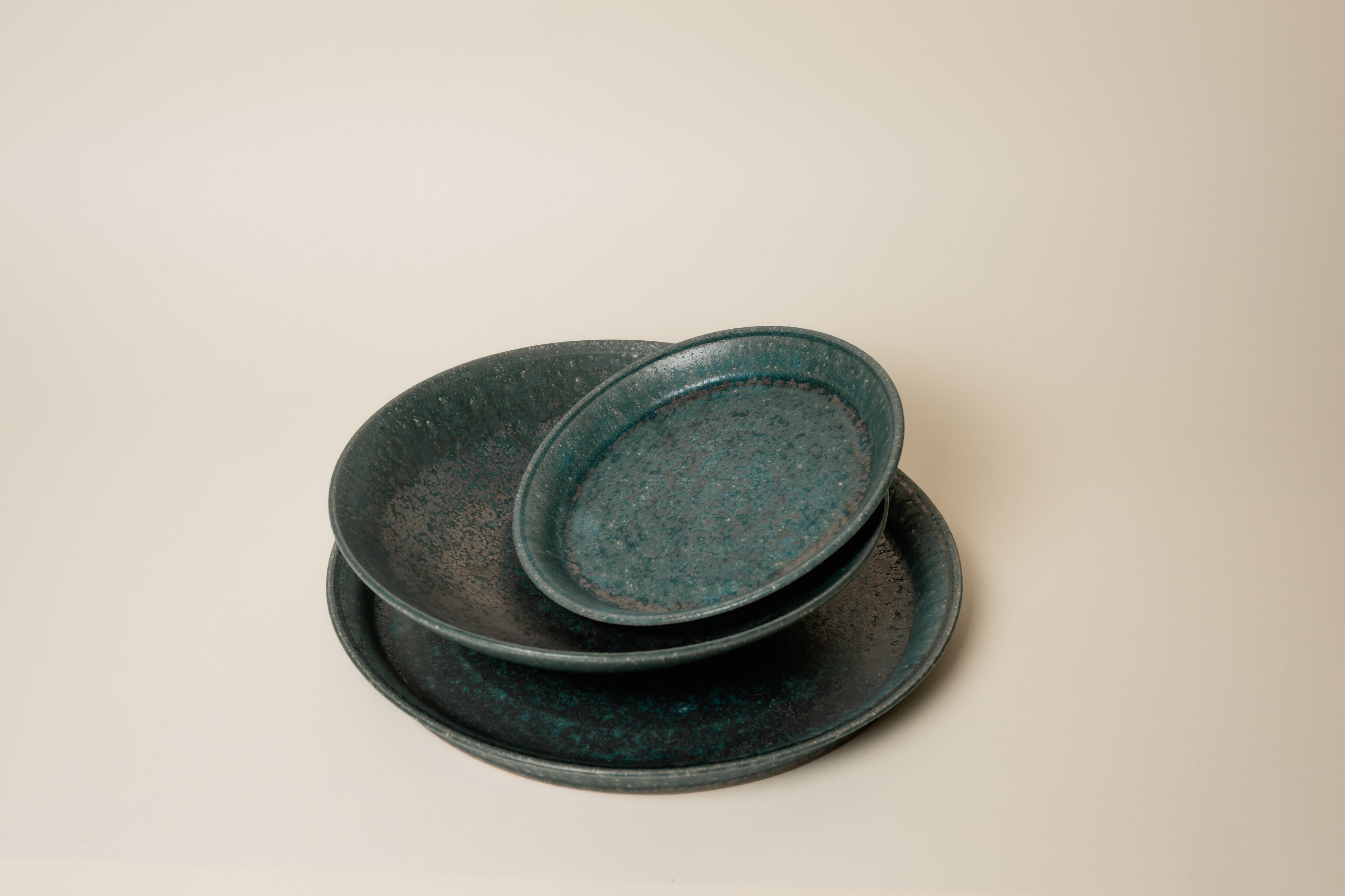 Kanae Fumiyama 15 cm — Rusted Green Plate – SUIFU JAPAN